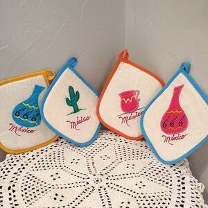 Mexico Potholders Hotpads Applique Embroidered Set Of 4 5x5
